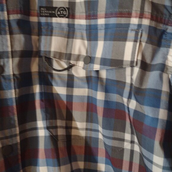 Mens xl ATG wrangler snap up shirt blue with multi colors - Picture 2 of 4
